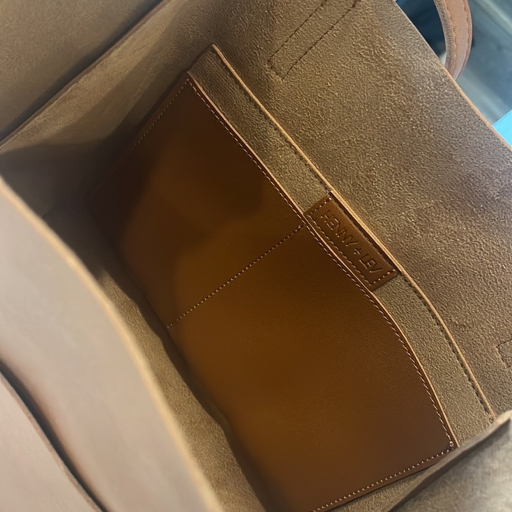 Henny & Lev Vegan Faux Leather Tan Tote Bag Purse NWT - Stylish and Sustainable - Picture 2 of 5